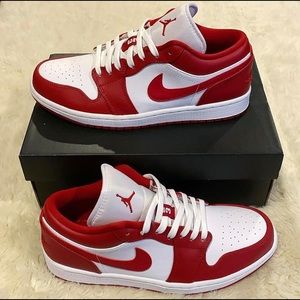 Jordan 1 Lows Gym Red White, Size 8M/9.5W – unisex